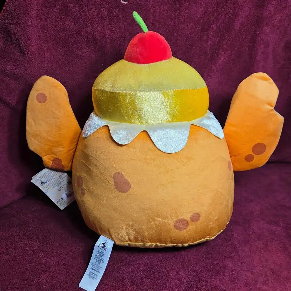 Disney Munchlings Treats Stitch Plush Pineapple Upside Down Cake 18